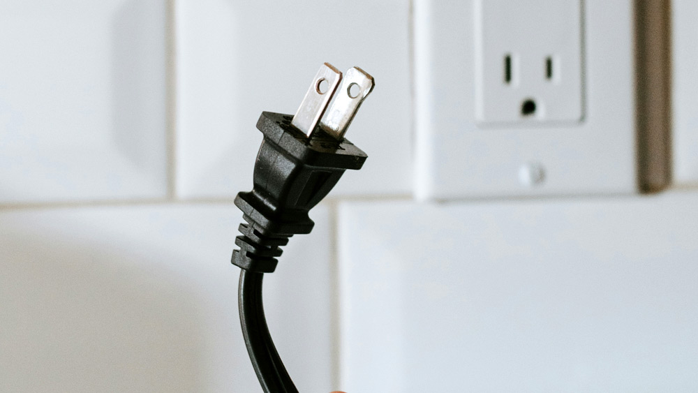 If you have an appliance leak. what do you need to do? First disconnect the power supply.